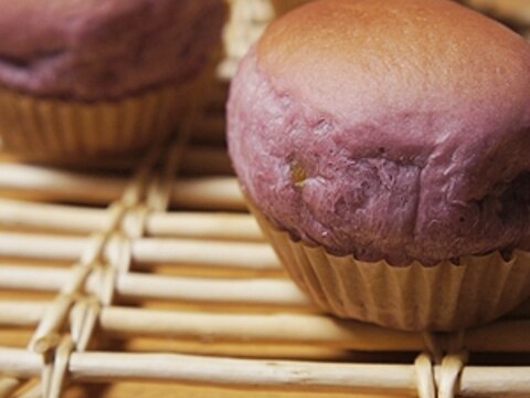 ハロウィンな紫いもパン
